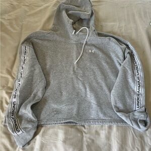 Under armour crop top hoodie size X-Large